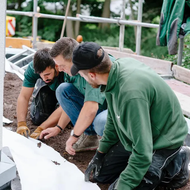 Zertifizierte Dachdecker für eine nachhaltige Dachsanierung